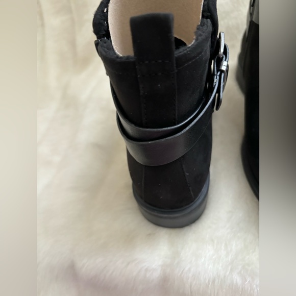 Elsa Fur Lined Ankle Boots-Size 7 - Picture 5 of 11